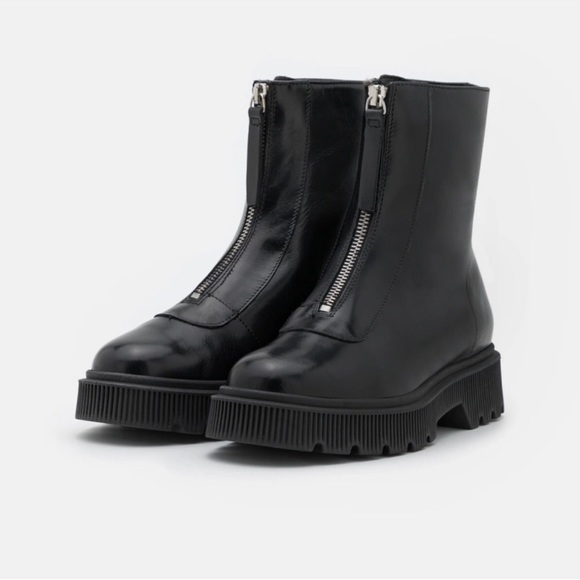 kurt geiger stint front zip boots new with small flaw - Picture 6 of 13